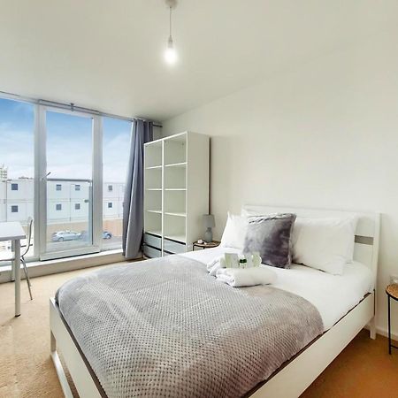 Free Parking - Two Bed Apartment By London Docklands Eksteriør billede