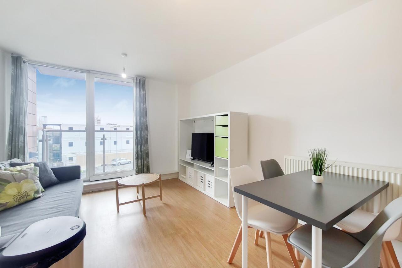 Free Parking - Two Bed Apartment By London Docklands Eksteriør billede