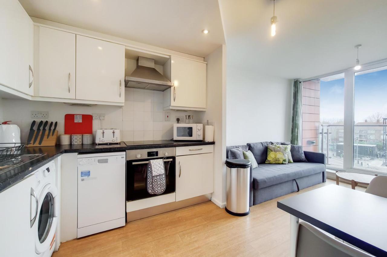Free Parking - Two Bed Apartment By London Docklands Eksteriør billede